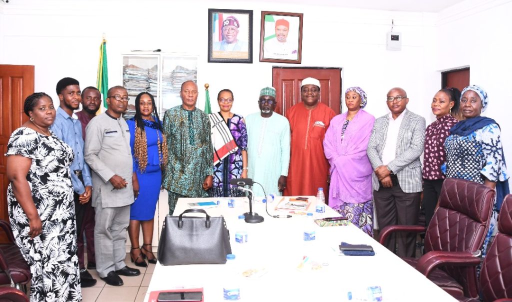 Rep. of the Permanent Secretary, FMIST, Mr. Hassan Baba Ibrahim (6th right) Managing Director, Zinox Technologies Limited, Kelechi – Okonta (7th left) Director, Planning Research and Policy Analysis FMIST, Mrs. Salamatu Mohammed (4th right) Director, Chemical Technology Department FMIST, Dr. MEJ BASSEY (5th right) Director, Science and Technology Promotion Depart. FMIST, Mr. Ronald Ukpong (3rd right) Head, Renewable Energy, Zinox Technologies Limited, Bimbo Arigbe (5th left) Head, Press and Public Relations FMIST, Mrs. Pauline Sule (right) and others in a group photograph during the courtesy visit by the Managing Director, Zinox Technologies Limited, to the Permanent Secretary’s office today, in Abuja.